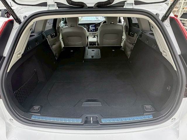 ボルボ V60の画像11