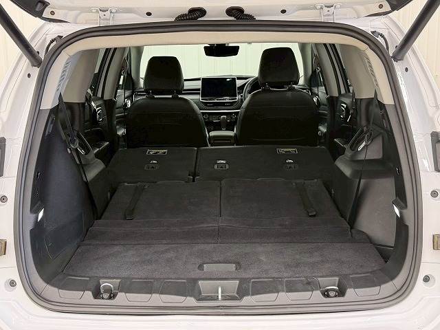 クライスラー JEEP COMMANDERの画像11