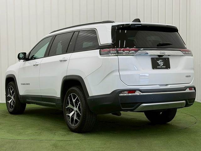 クライスラー JEEP COMMANDERの画像17