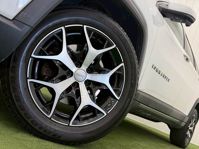 クライスラー JEEP COMMANDERの画像19