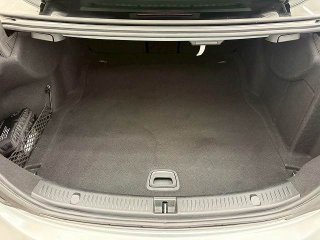 メルセデス・ベンツ E-CLASS Sedanの画像11