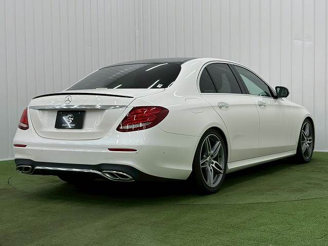 メルセデス・ベンツ E-CLASS Sedanの画像16
