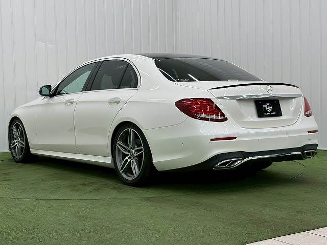 メルセデス・ベンツ E-CLASS Sedanの画像17