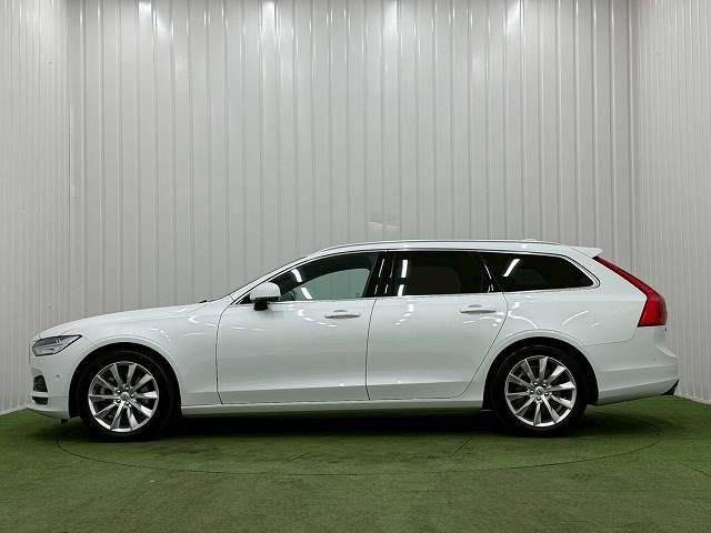 ボルボ V90の画像14