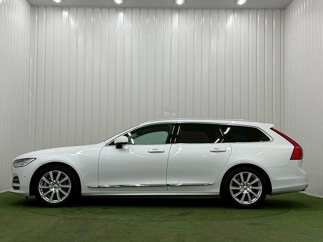 ボルボ V90の画像14