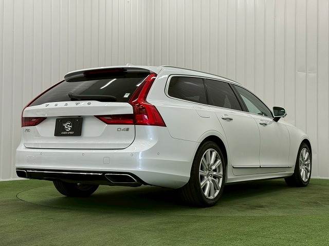 ボルボ V90の画像16