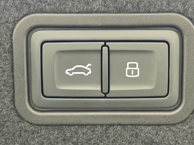 アウディ&nbsp;A8の画像7