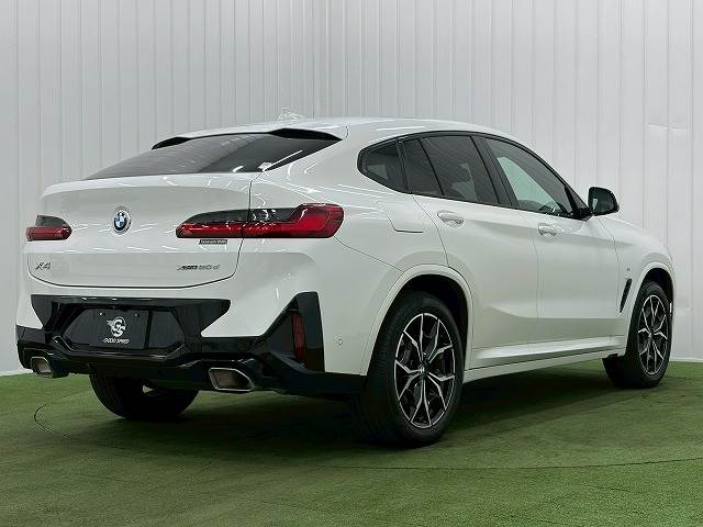 BMW X4の画像16