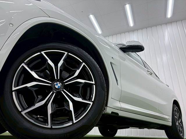 BMW X4の画像19