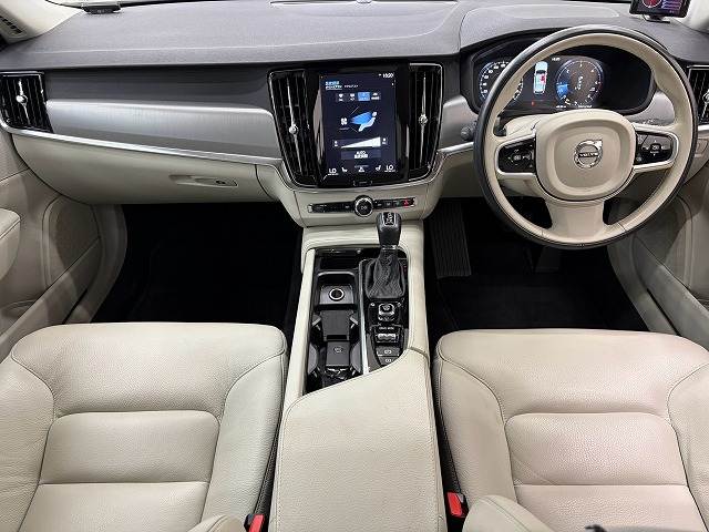 ボルボ&nbsp;V90の画像2
