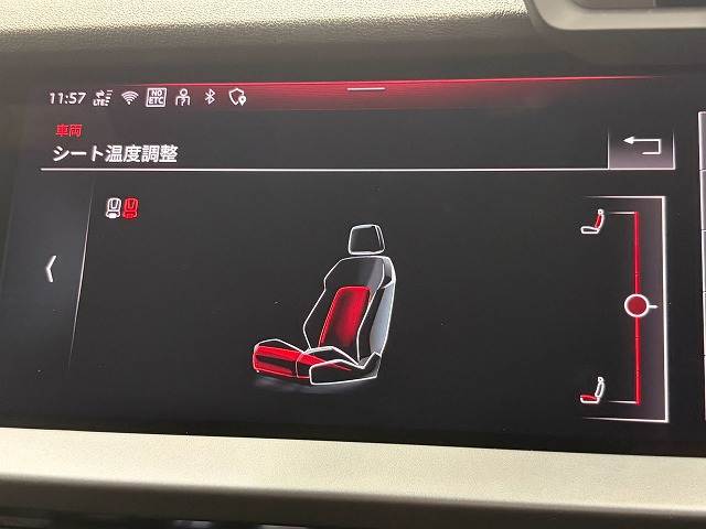 A3 Sportbackスポーツバック30TFSIアドバンスド ナビゲーションPKG/フルセグTV/バーチャルコックピット/AppleCarPlay/シートヒーター/電動シート/レーダークルーズ/ブラインドスポット/クリアランスソナー/パドルシフト 内装他