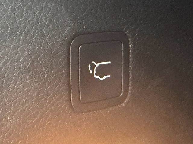 クライスラー JEEP COMMANDERの画像9