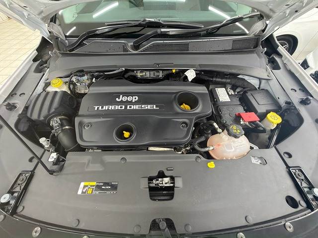 クライスラー JEEP COMMANDERの画像14