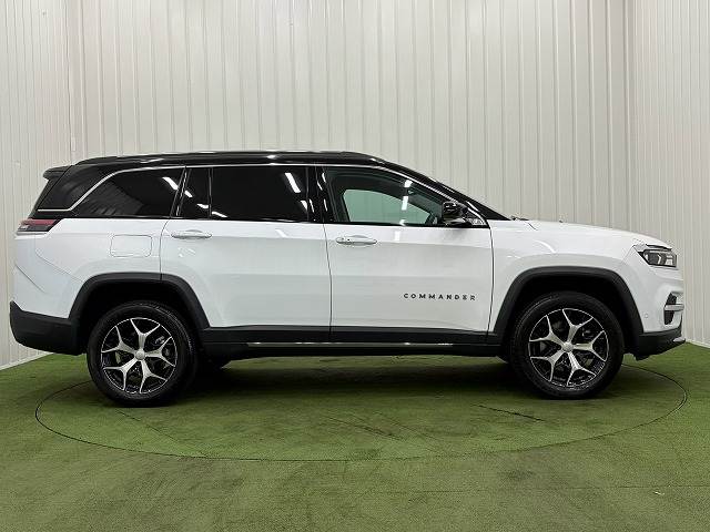 クライスラー JEEP COMMANDERの画像18