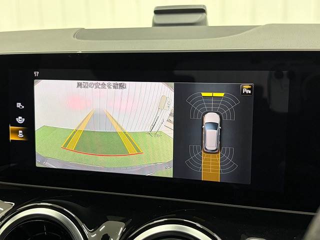 B-CLASSＢ２００ｄ　ＡＭＧライン　レーダーセーフティＰＫＧ／ナビゲーションＰＫＧ／フルセグＴＶ／メルセデスミー／電動リアゲート／シートヒーター／ドライブレコーダー／ワイヤレス充電／ＥＴＣ／クリアランスソナー／シートメモリー 内装他
