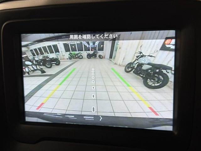 JEEP Renegadeロンジチュード　ワンオーナー／ＡｐｐｌｅＣａｒＰｌａｙ／バックカメラ／ドライブレコーダー／ＥＴＣ／クルーズコントロール／ブラインドスポット／クリアランスソナー／アイドリングストップ／スマートキー／プッシュスタート／ 内装他