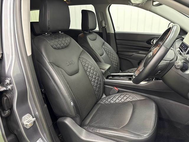 クライスラー JEEP COMMANDERの画像11