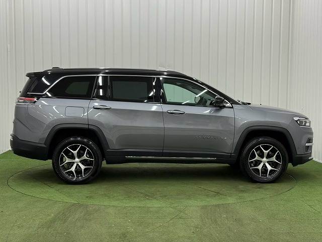クライスラー JEEP COMMANDERの画像18