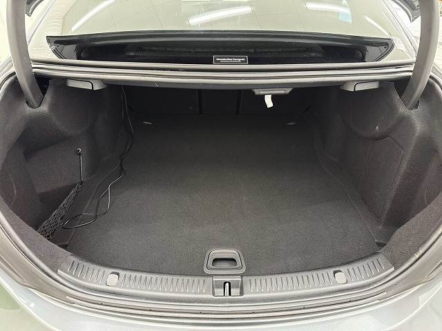 メルセデス・ベンツ E-CLASS Sedanの画像13