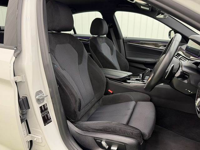 BMW 5Series Sedanの画像11