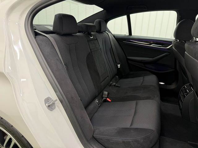 BMW 5Series Sedanの画像12