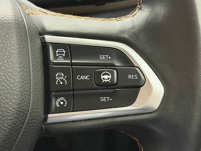 クライスラー JEEP COMMANDERの画像7