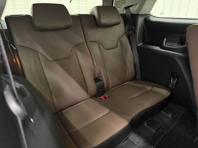クライスラー JEEP COMMANDERの画像12