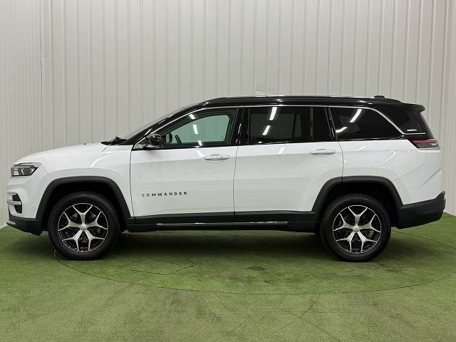 クライスラー JEEP COMMANDERの画像17