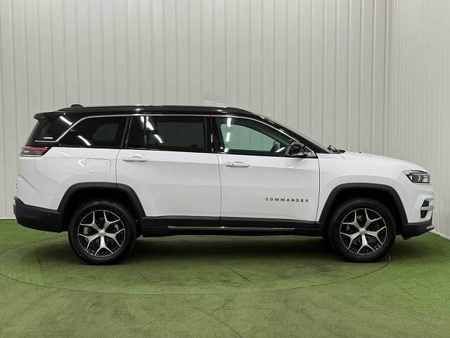 クライスラー JEEP COMMANDERの画像18
