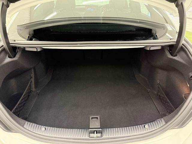 メルセデス・ベンツ C-CLASS Sedanの画像13