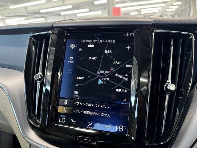 XC60B5 AWD Momentum 内装他