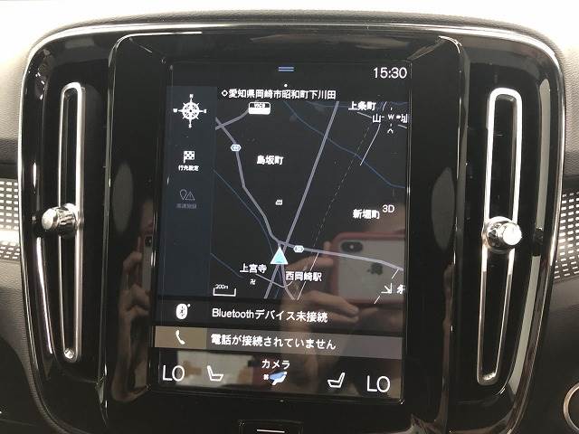 XC40B4 AWD R-Design 内装他