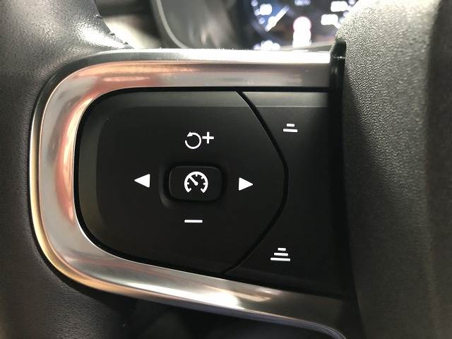 ボルボ XC40の画像8