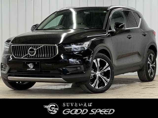 ボルボ XC40 B4 AWD Inscription