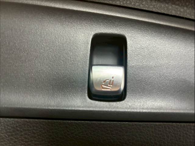 メルセデス・ベンツ GLC-CLASS Coupeの画像9