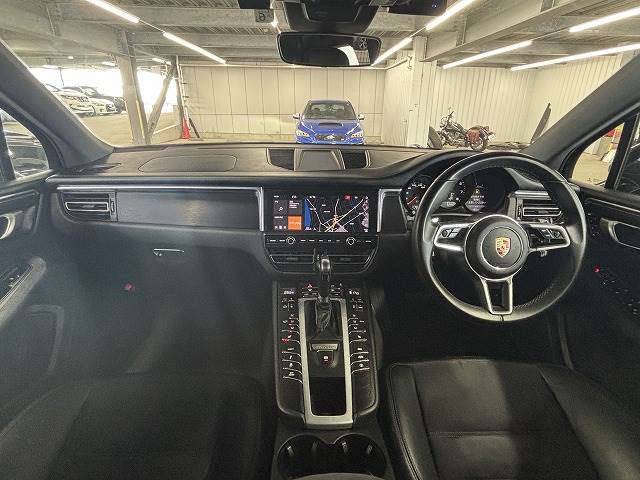 ポルシェ マカンの画像2