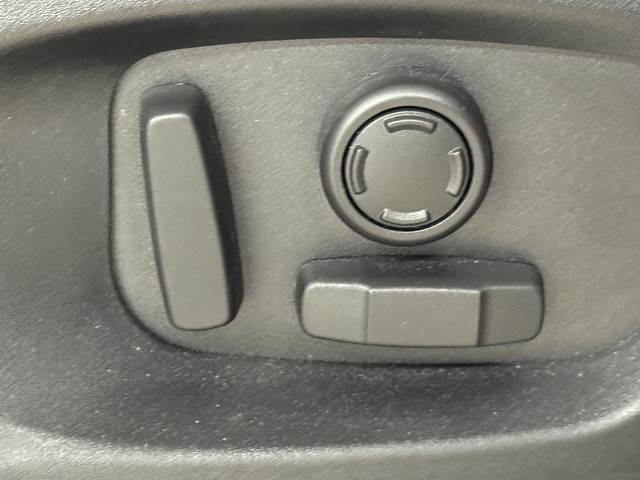 ジャガー E-PACEの画像11