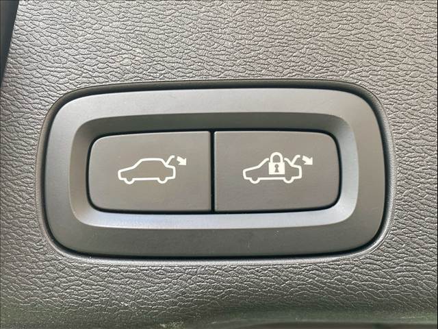 ボルボ XC60 D4 AWD Inscription ｜SUVといえばグッドスピードGOOD SPEED