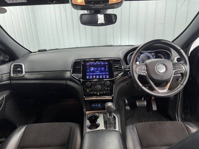 JEEP GRAND CHEROKEEアルティチュード 内装他