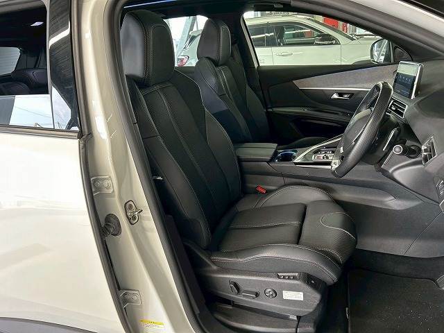 3008GT BlueHDi Black Pack 内装他