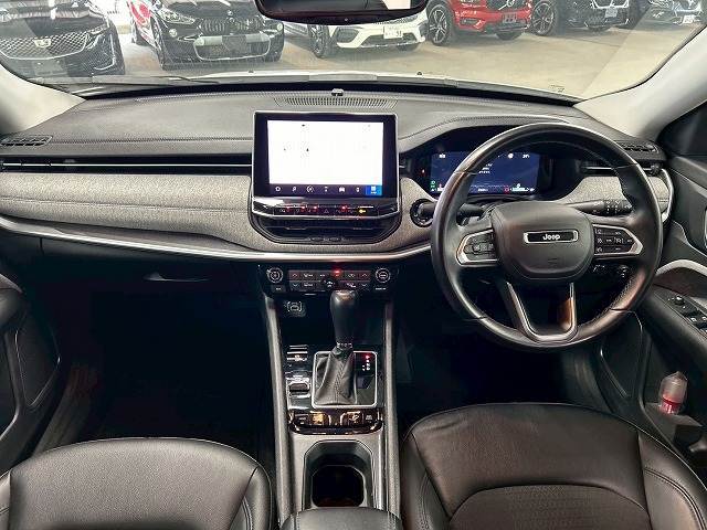 JEEP COMPASSLongitude 4×4 内装他