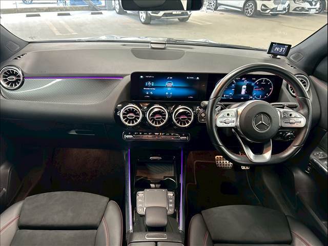 GLA-CLASSGLA 200d 4MATIC AMGライン 内装他