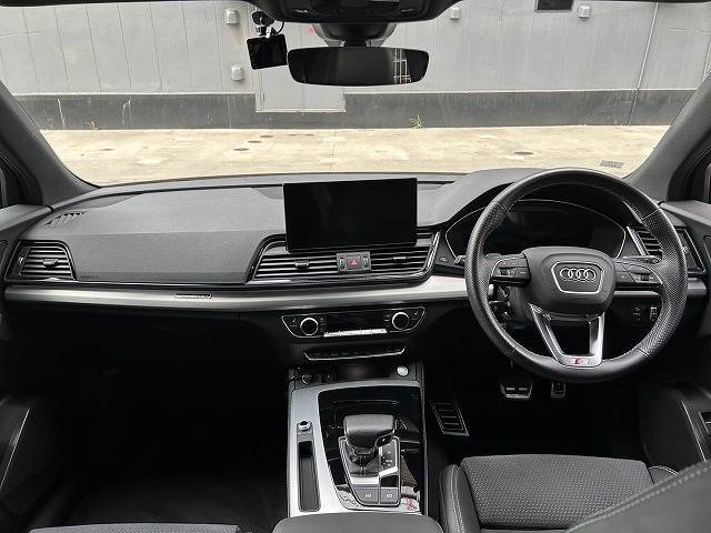 Q5 Sportback40 TDI quattro S line 内装他