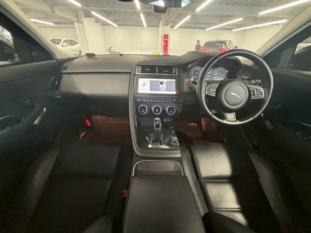 ジャガー E-PACEの画像3