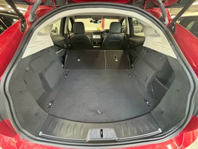 ジャガー E-PACEの画像18