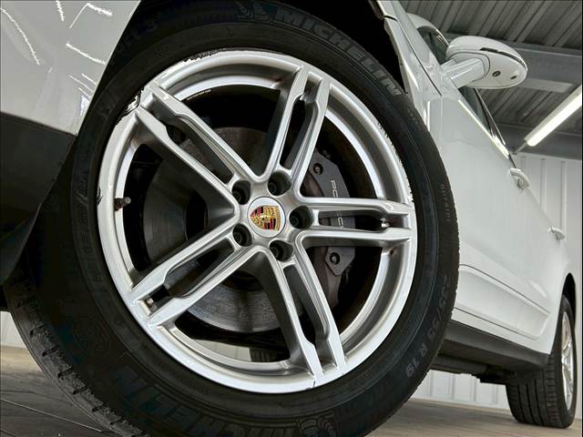 ポルシェ マカンの画像19