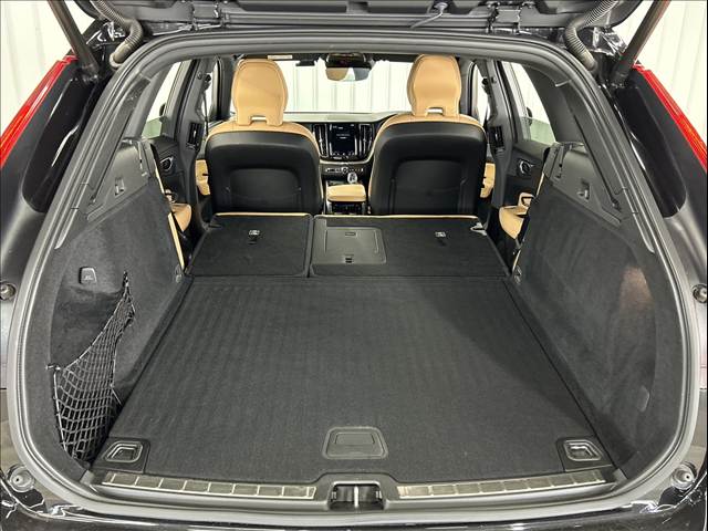 ボルボ XC60の画像13