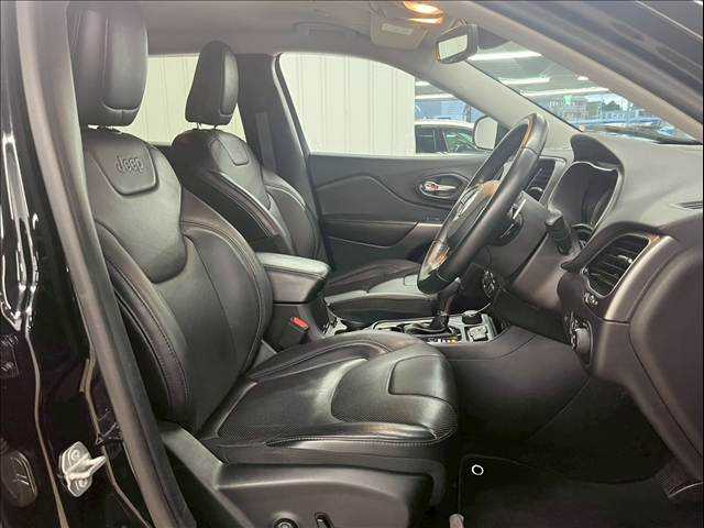 クライスラー JEEP CHEROKEEの画像7