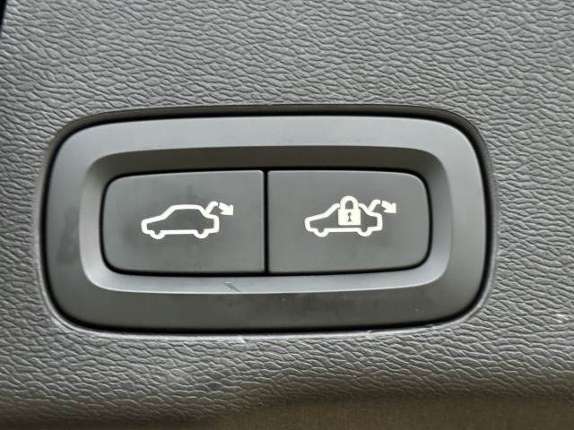 ボルボ XC60の画像11