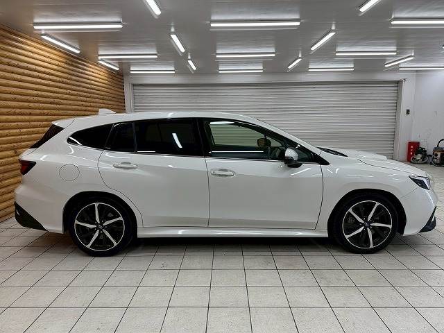 スバル レヴォーグの画像18